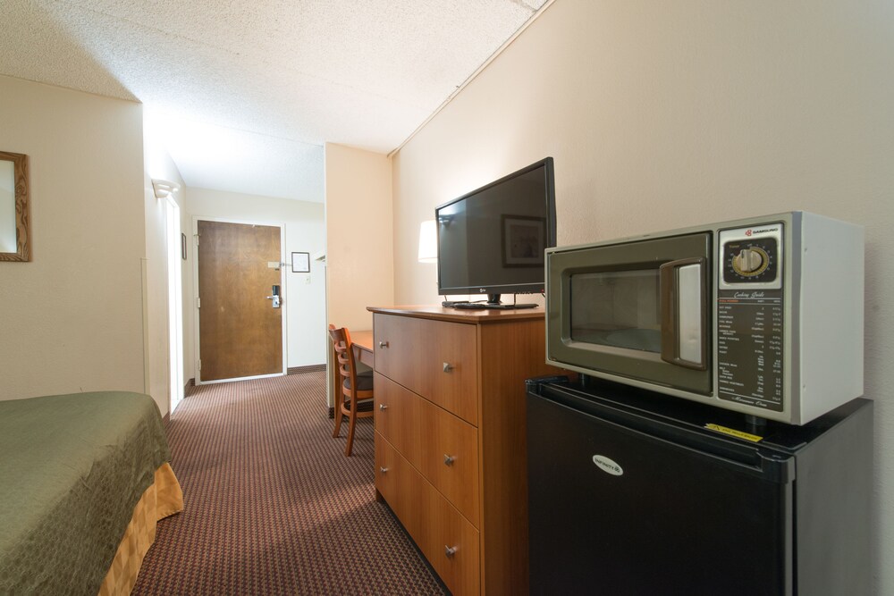 Vacation Inn Phoenix - photo 26
