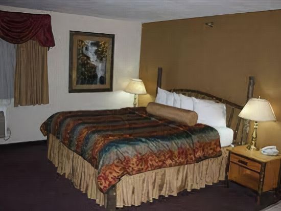 Saratoga Inn & Suites - photo 9