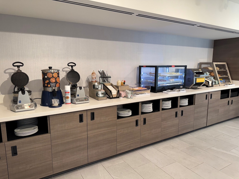 Home2 Suites by Hilton Scottsdale Old Town - photo 30