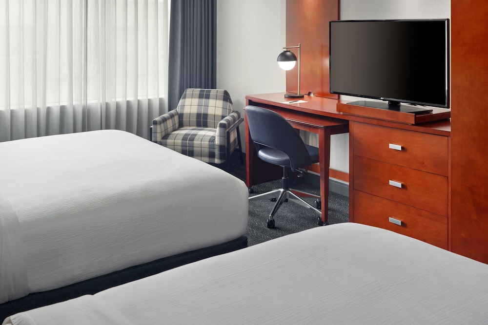 Courtyard by Marriott Washington DC Foggy Bottom - photo 8