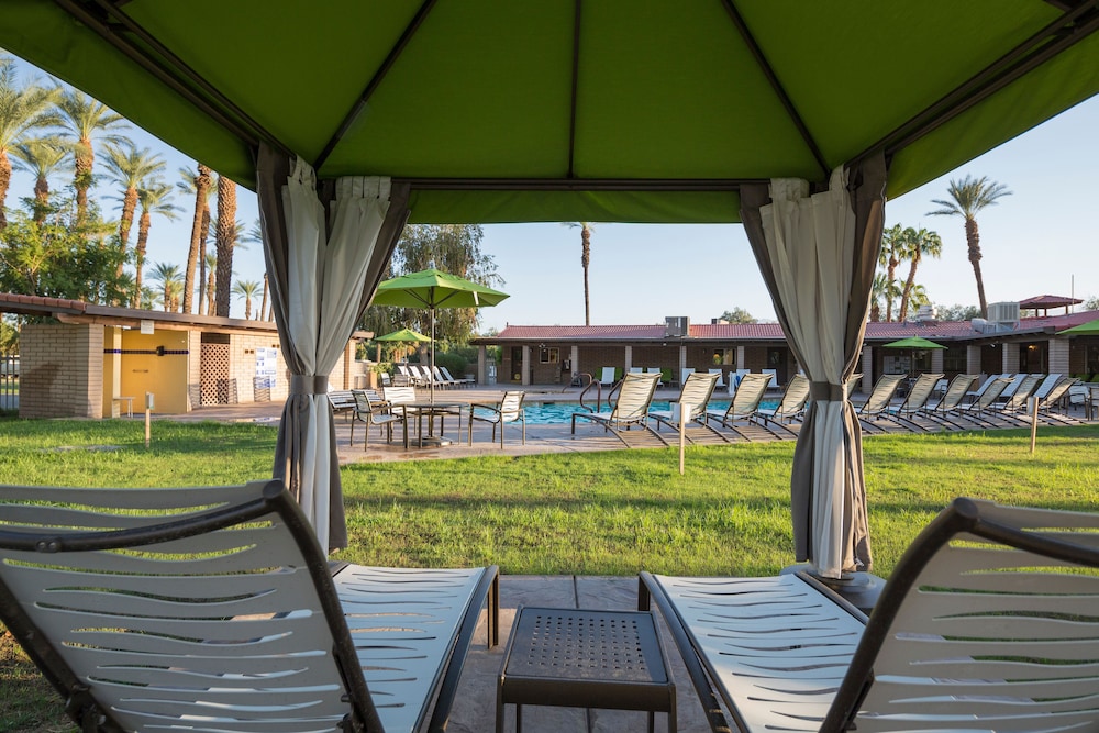 Palm Springs RV Resort - photo 23