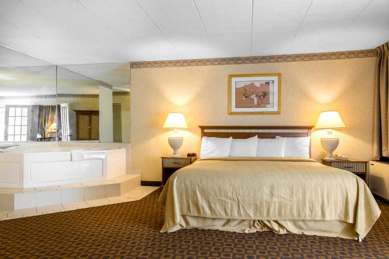 Bradley Inn - photo 11