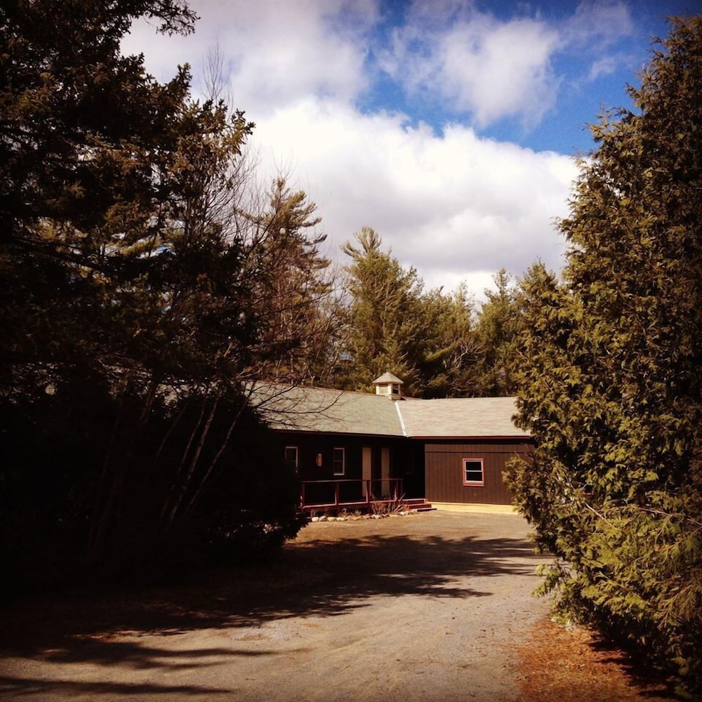 Adk Trail Inn - photo 41