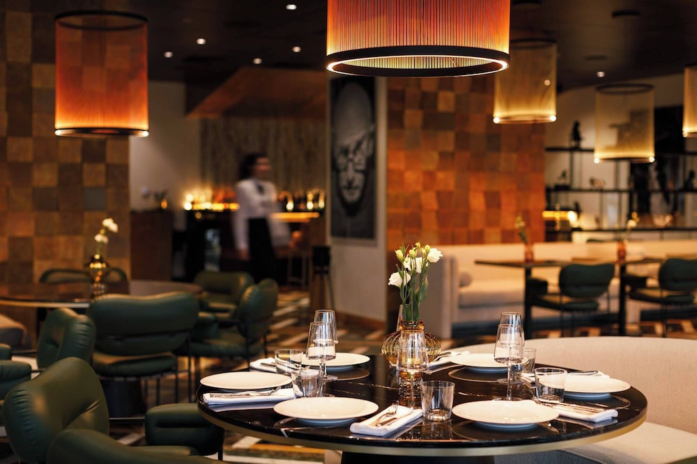 מזון ומשקאות