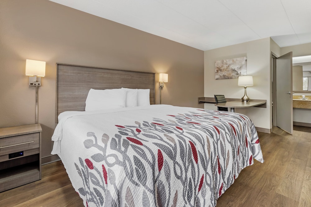 Red Roof Inn Parsippany - photo 15