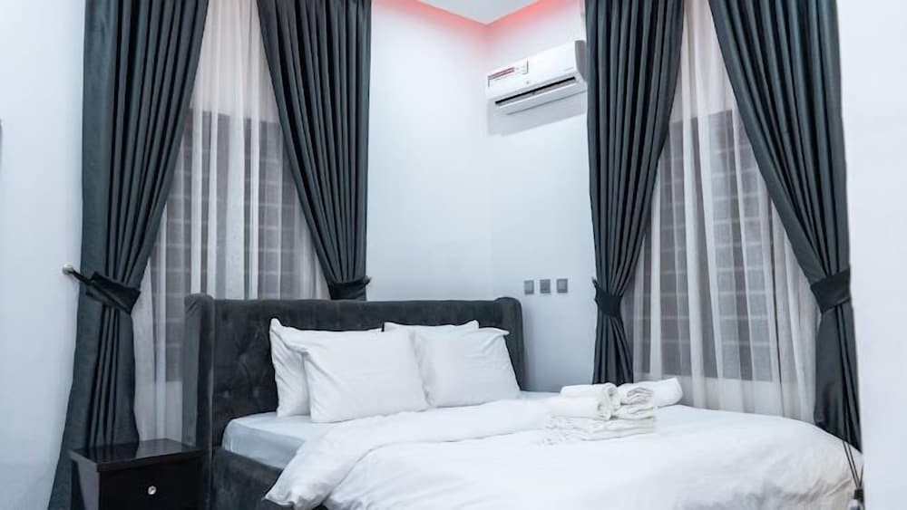 Kenora Luxury Apartments — 4-Star Luxury Hotel in Abuja, Nigeria