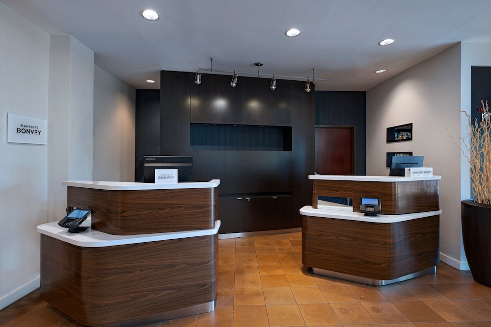 Courtyard by Marriott Austin Airport - photo 4