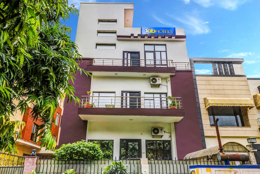 FabHotel City Centre in Noida, India