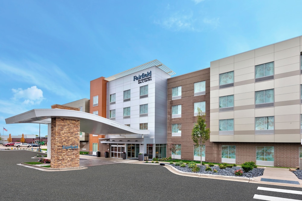 Fairfield Inn & Suites by Marriott Grand Rapids North - photo 32