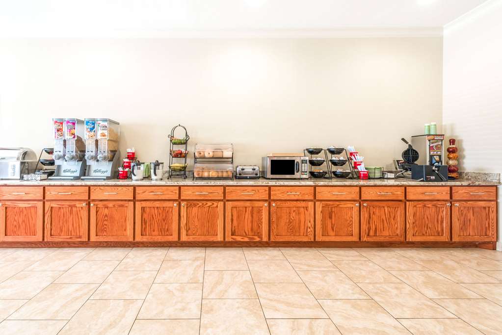 Ramada by Wyndham College Station - photo 14