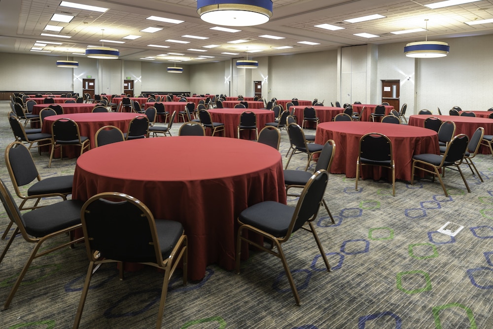 Holiday Inn Express Hotel & Suites Pasco Tri Cities by IHG - photo 45
