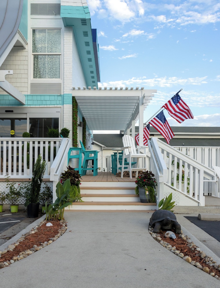 Ocean Sands Beach Boutique Inn Stay At the Beach - photo 104