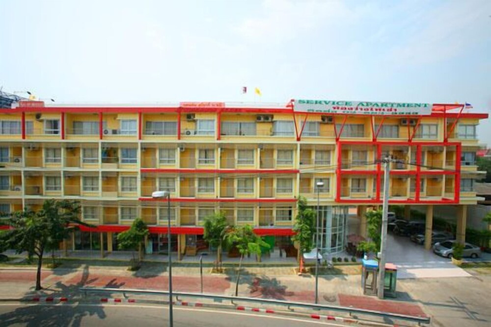 Suwannin Residence