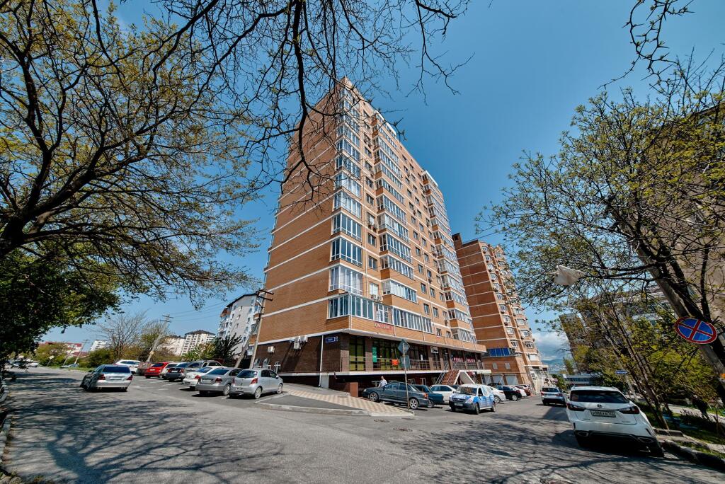 Letoapart On Serov Street in Novorossiysk, Russia