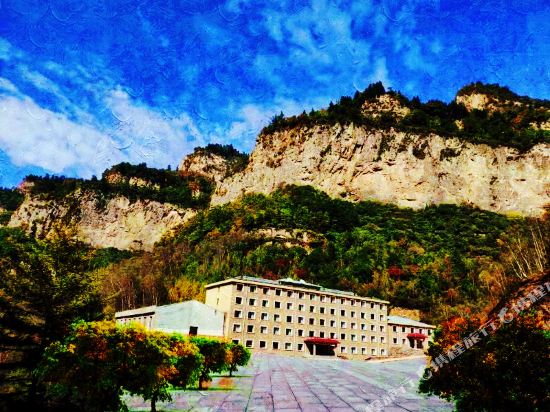 Hongya Canyon Health Resort in Cuifeng, People's Republic of China