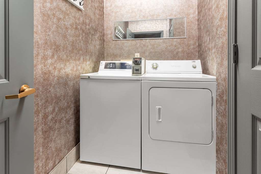 Ramada by Wyndham Sellersburg Louisville North - photo 46