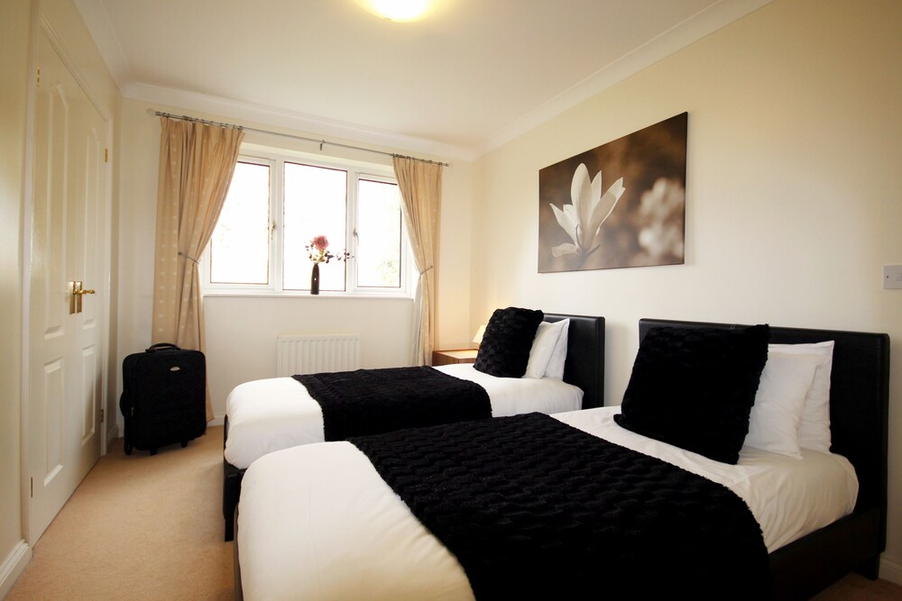 Berkshire Rooms Bracknell — Bracknell — photo 5