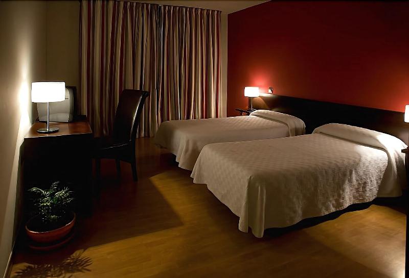 Hotel Millán — hotel in Negreira