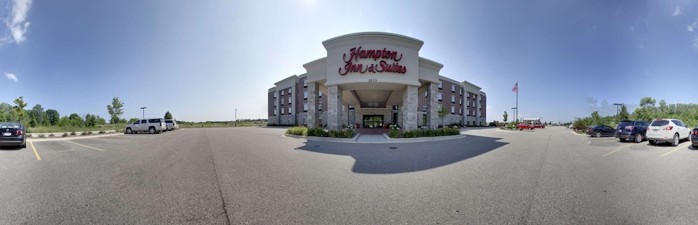 Hampton Inn & Suites Grafton - photo 43
