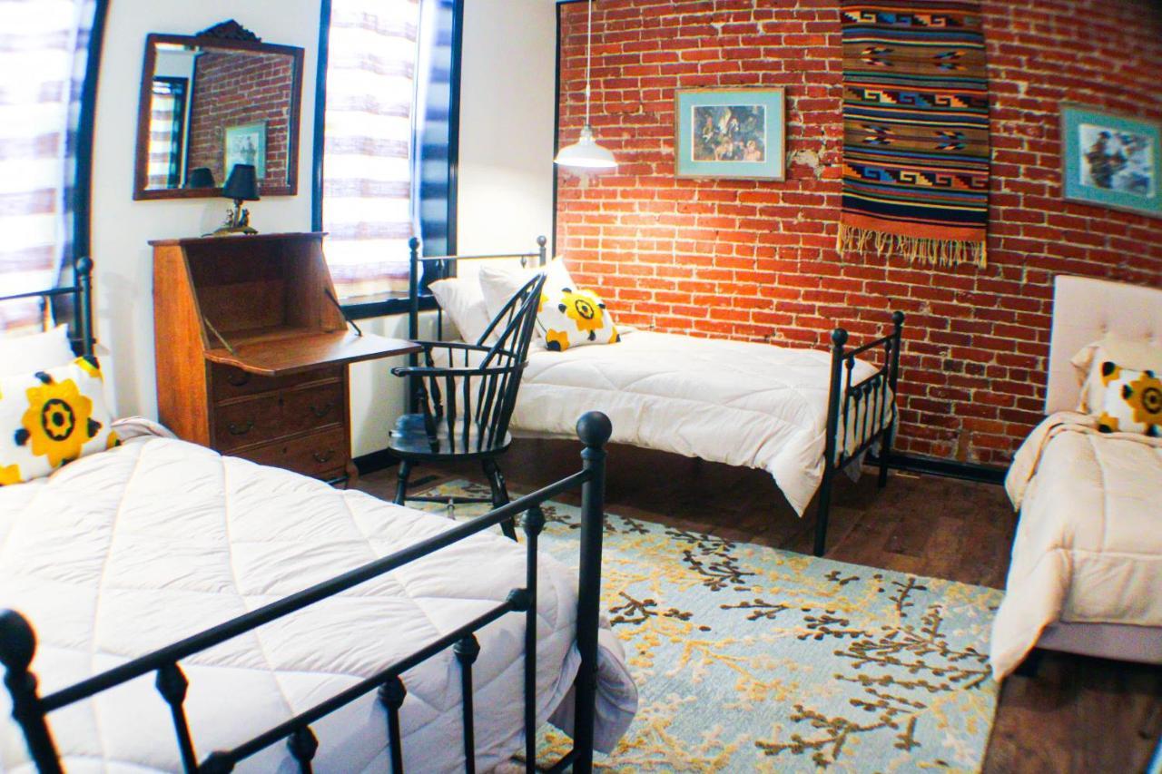 The Pittsburgh Hideaway Amazing View 3 Bedrooms in Pittsburgh, United States