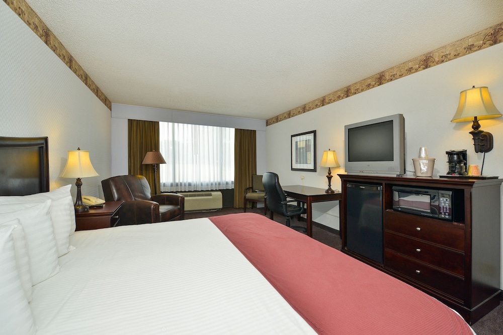 The Dels Pittsburg - photo 11