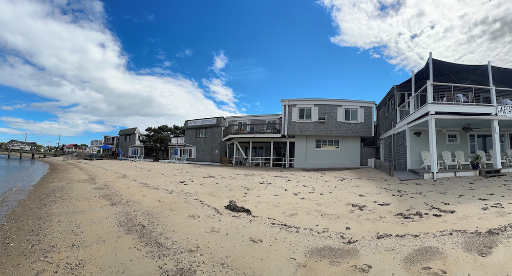 Vineyard Harbor Motel Private Beach - photo 400