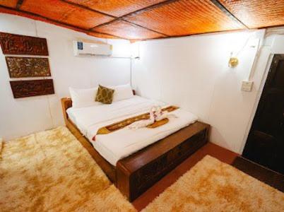 Ruen Chang Riverside in Samut Prakan, Thailand