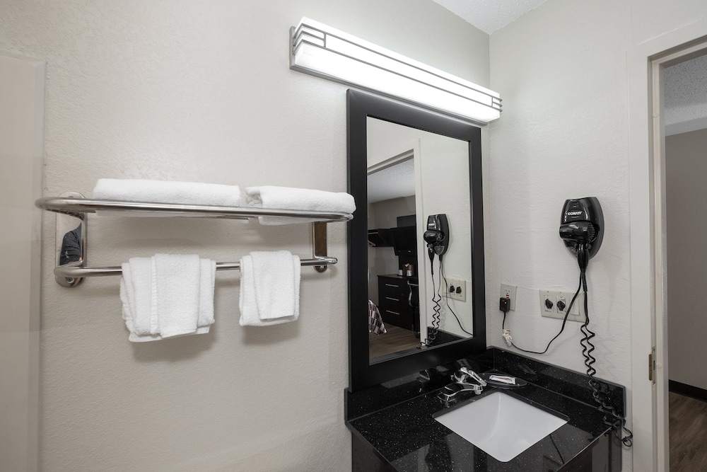 Red Roof Inn Springfield MO - photo 23