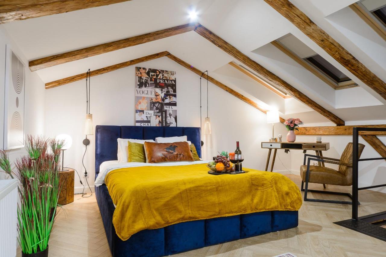 Lumina luxury apartments on Piotrkowska Street — 5-Star Luxury Hotel in Lodz, Poland