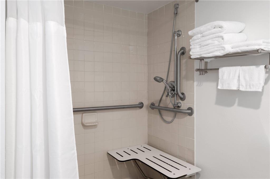 Days Hotel by Wyndham Williamsburg I 64 - photo 14