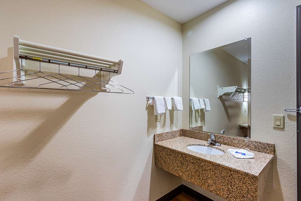 Motel 6 Urbana IL - photo 14