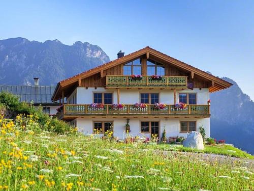 Ferienwohnung Roislerlehen — 4-Star Luxury Hotel in Bischofswiesen, Germany
