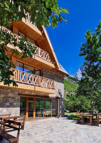 Neokulla Hotel Hikers Hive — Valbone