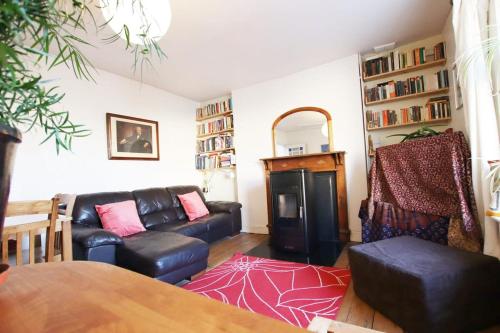 Bright One Bed Flat Close To Bri & University