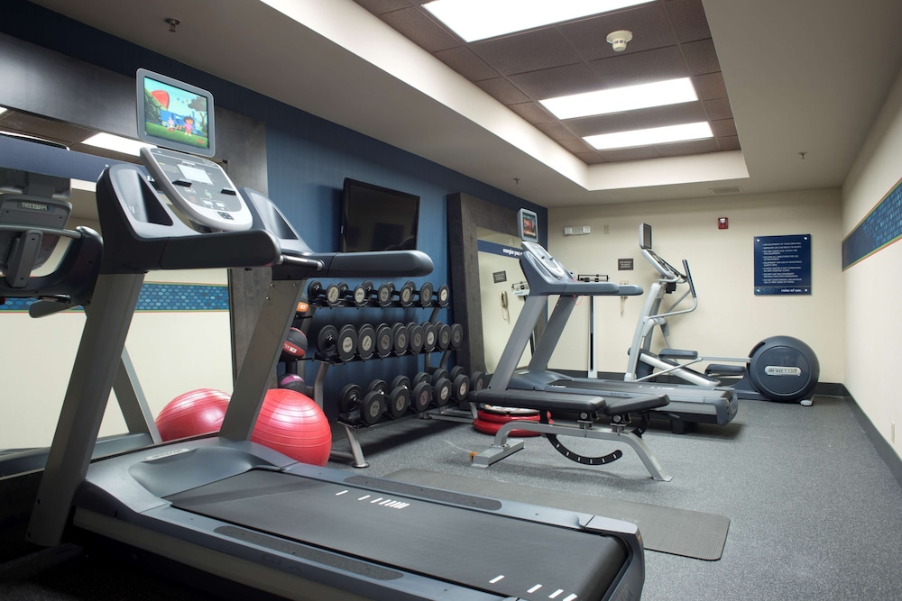 Hampton Inn Milledgeville - photo 22