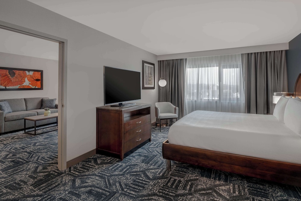 Hilton Garden Inn Burlington Downtown - photo 32