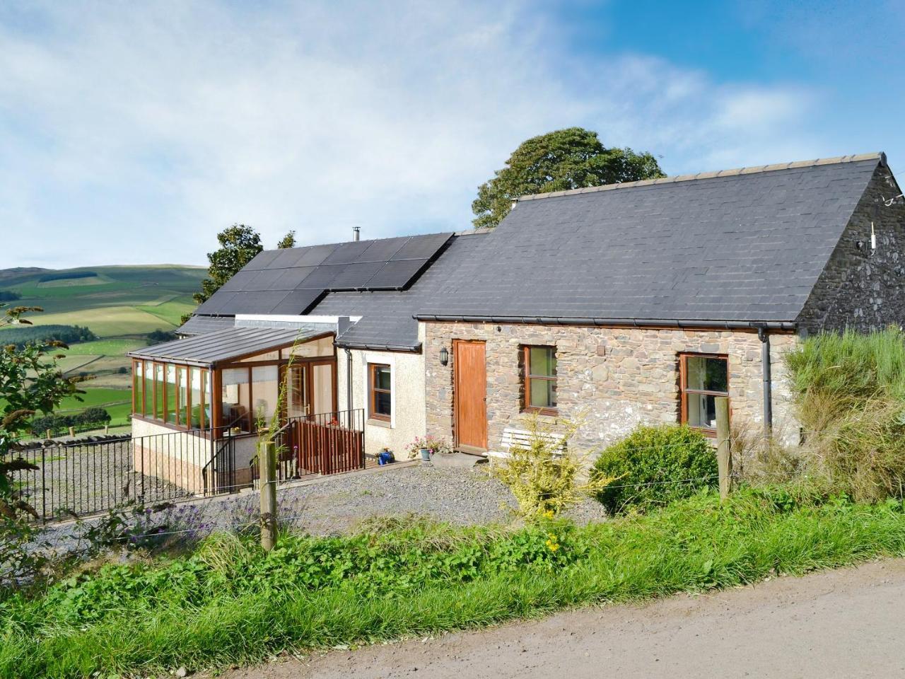 The Hen Hoose — Galashiels