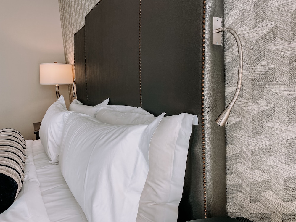 The St. Anthony A Luxury Collection Hotel San Antonio - photo 18
