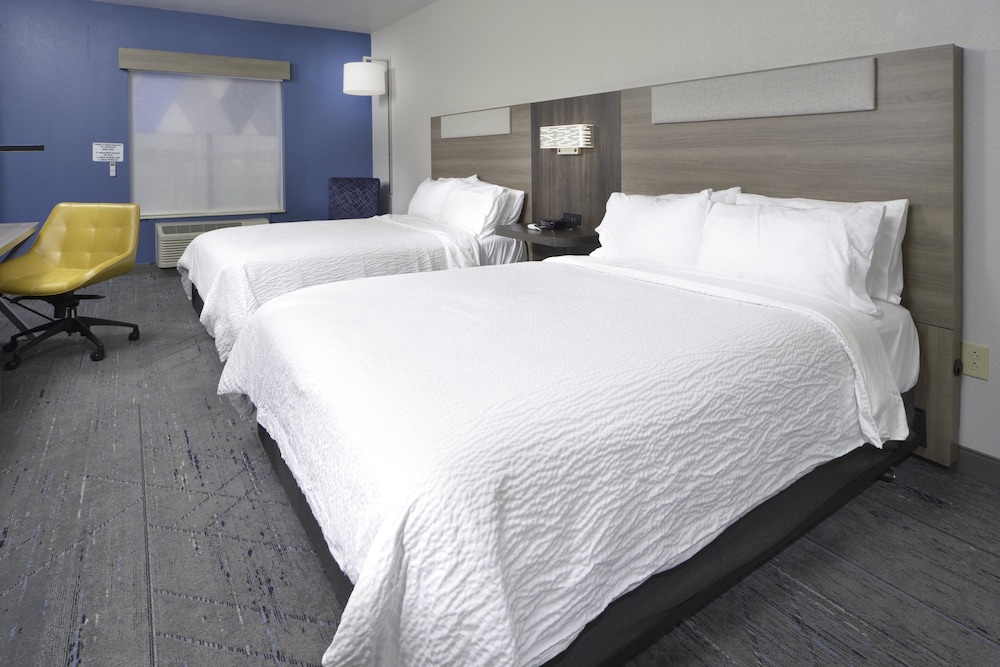 Holiday Inn Express & Suites Conway by IHG - photo 13