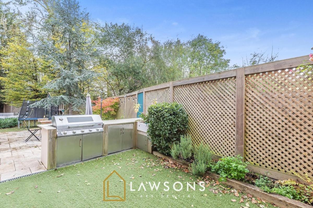 Executive Living by Lawsons Moments From Legoland in Windsor, United Kingdom