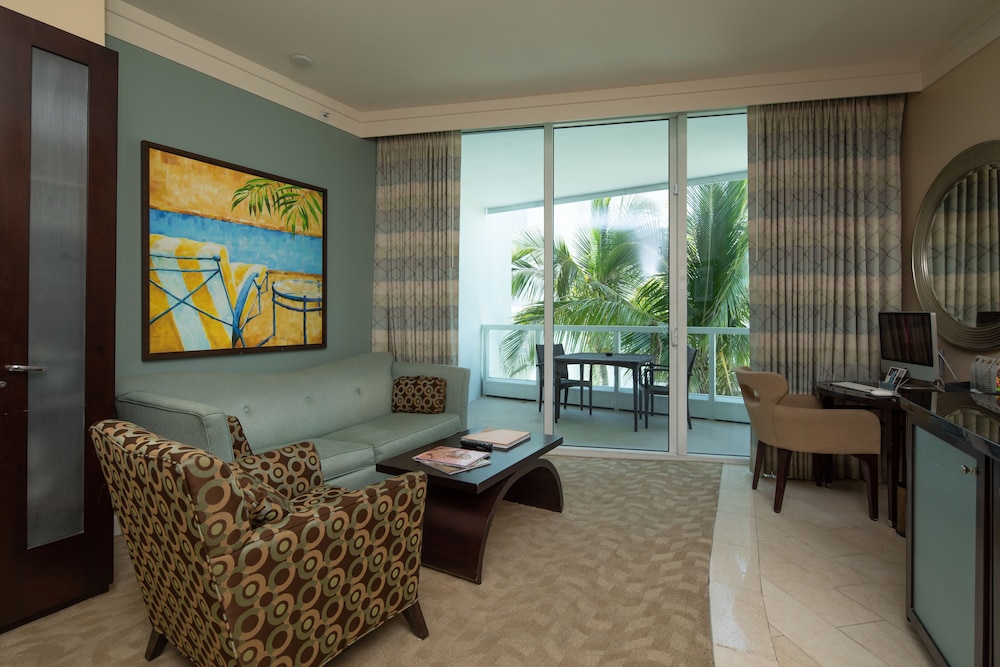 Fontainebleau Miami Beach Private Luxury Suites - photo 171