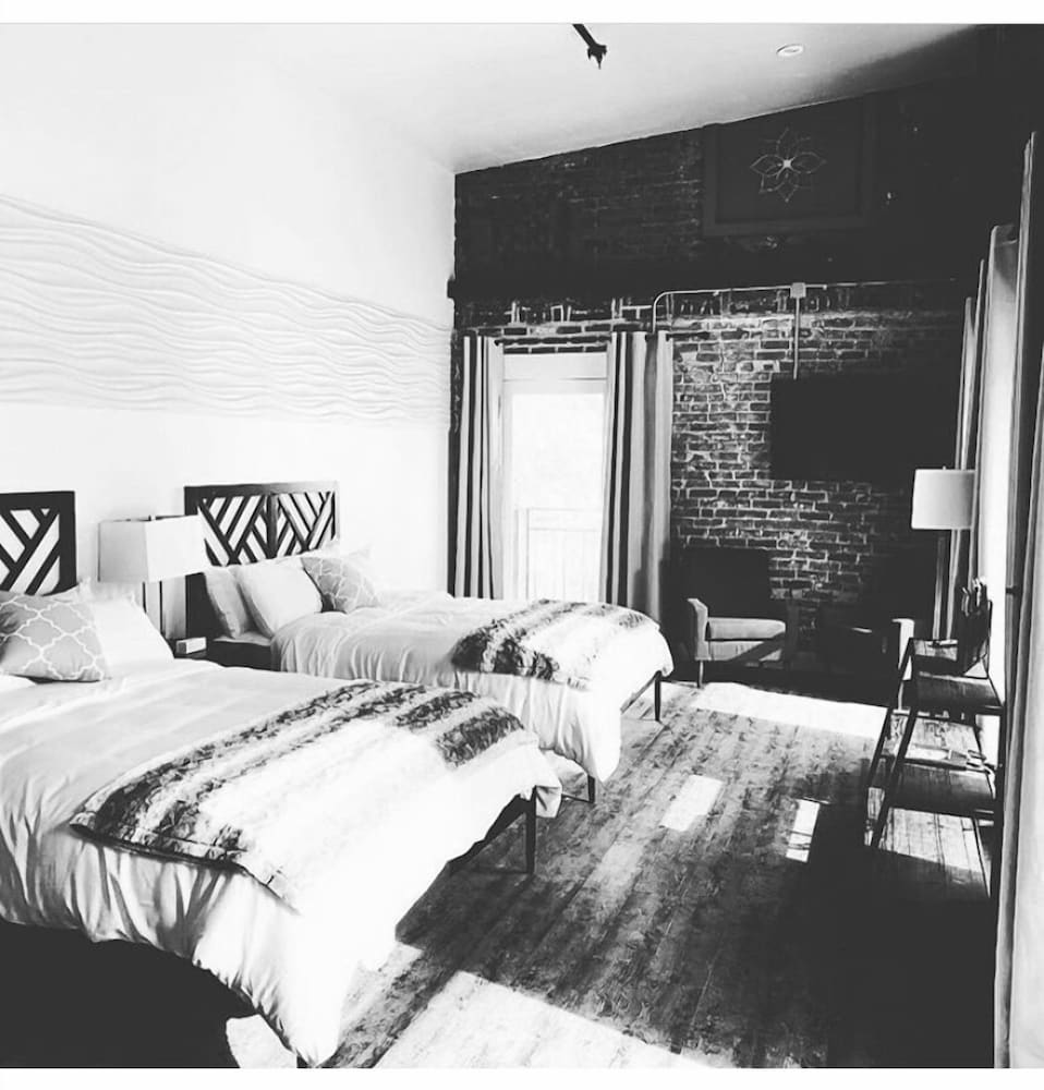 Manhattan Hotel Salida - photo 19