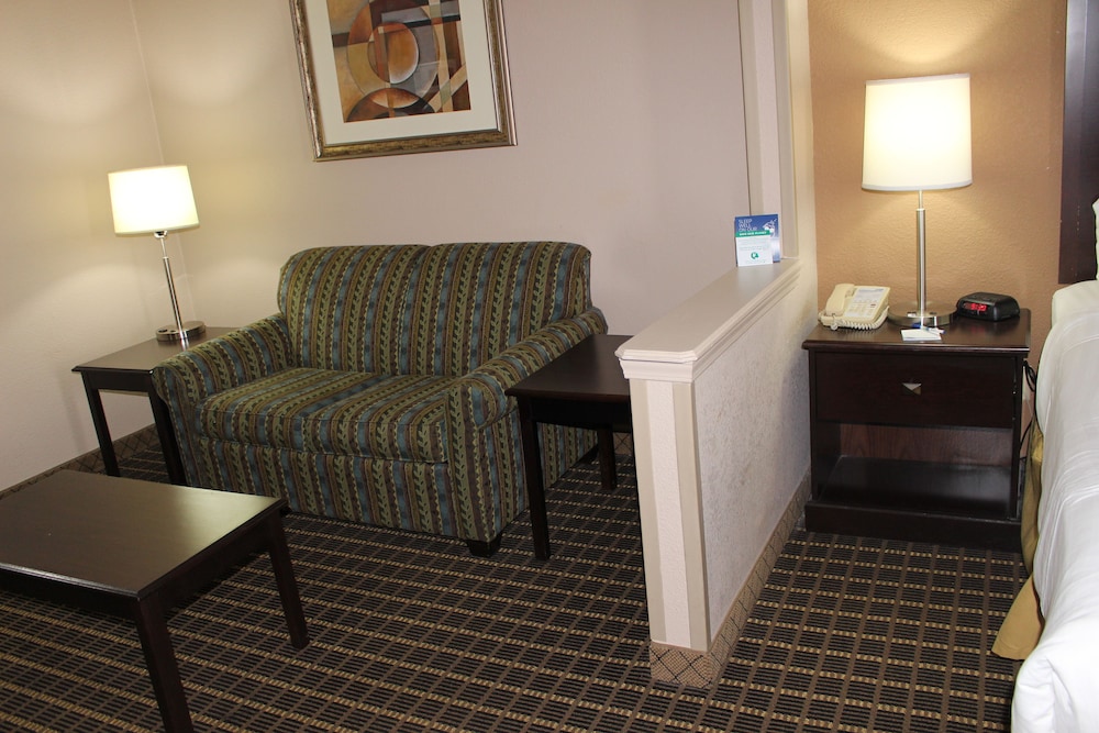 Holiday Inn Express Kansas City Liberty by IHG - photo 27