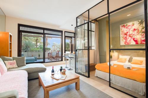 Gray d'Albion YourHostHelper - carbon neutral hotel in Cannes
