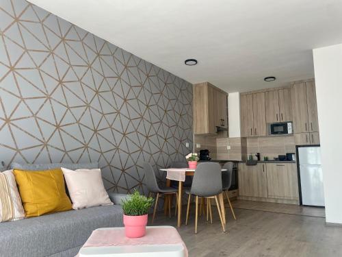 B147 Apartment II FreeParking — 4-Star Luxury Hotel in Budapest, Hungary