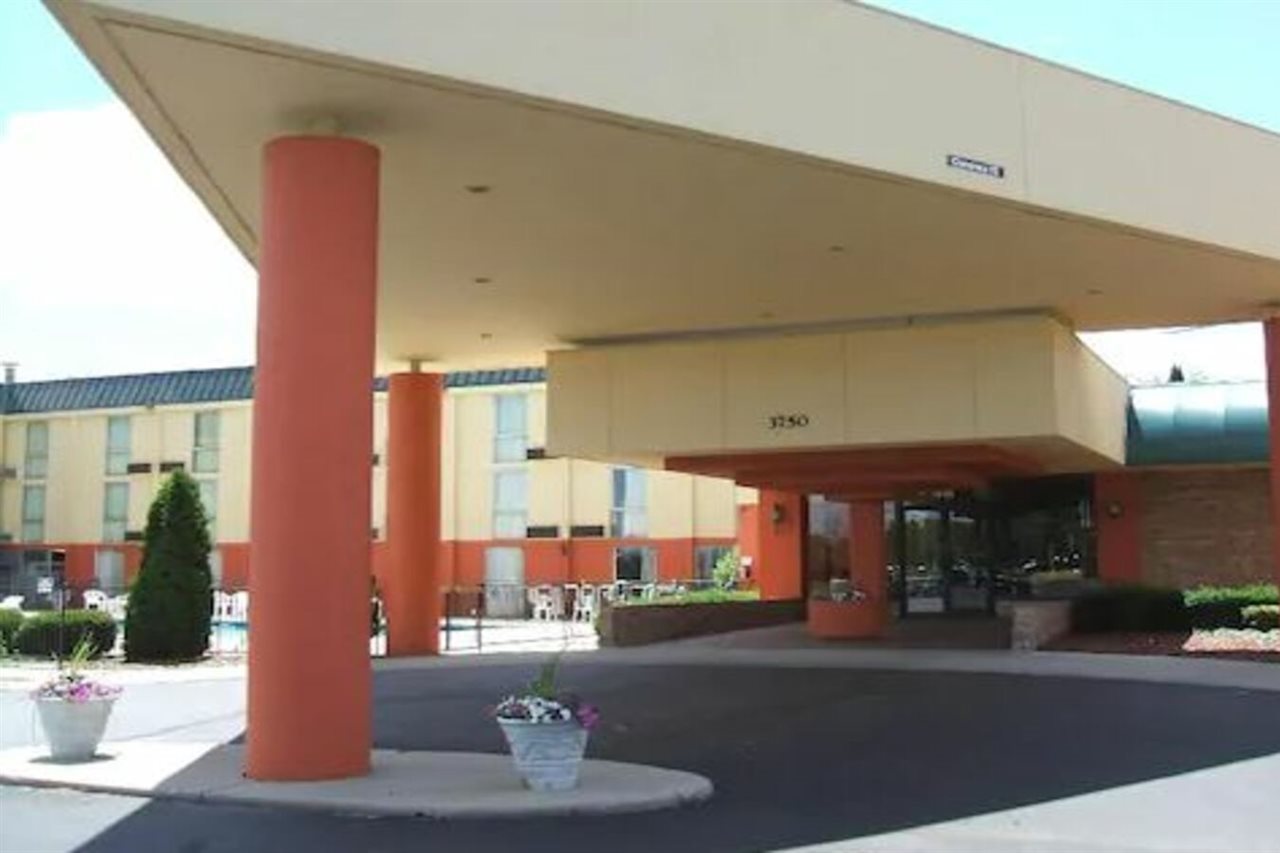 A Victory Inn and Suites Ann Arbor in Ann Arbor, United States