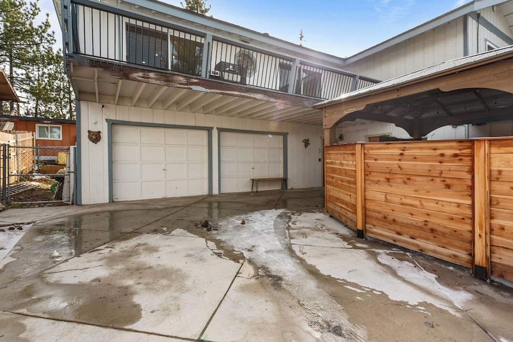 The Edgewater in Big Bear Lake, United States