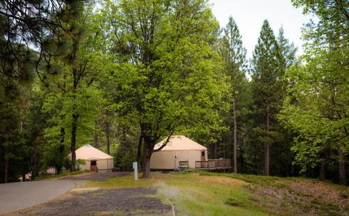 Yosemite Lakes Meadow Yurt 17 — Groveland