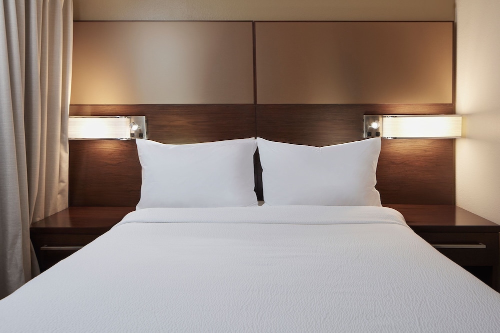 Residence Inn by Marriott Arlington at Rosslyn - photo 10
