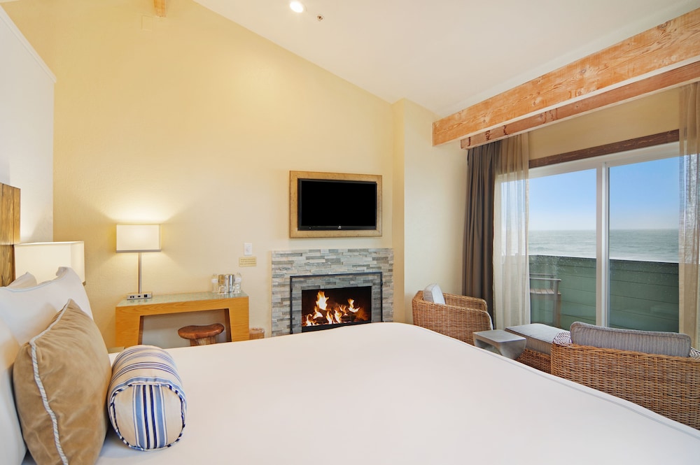 Cypress Inn On Miramar Beach - photo 24